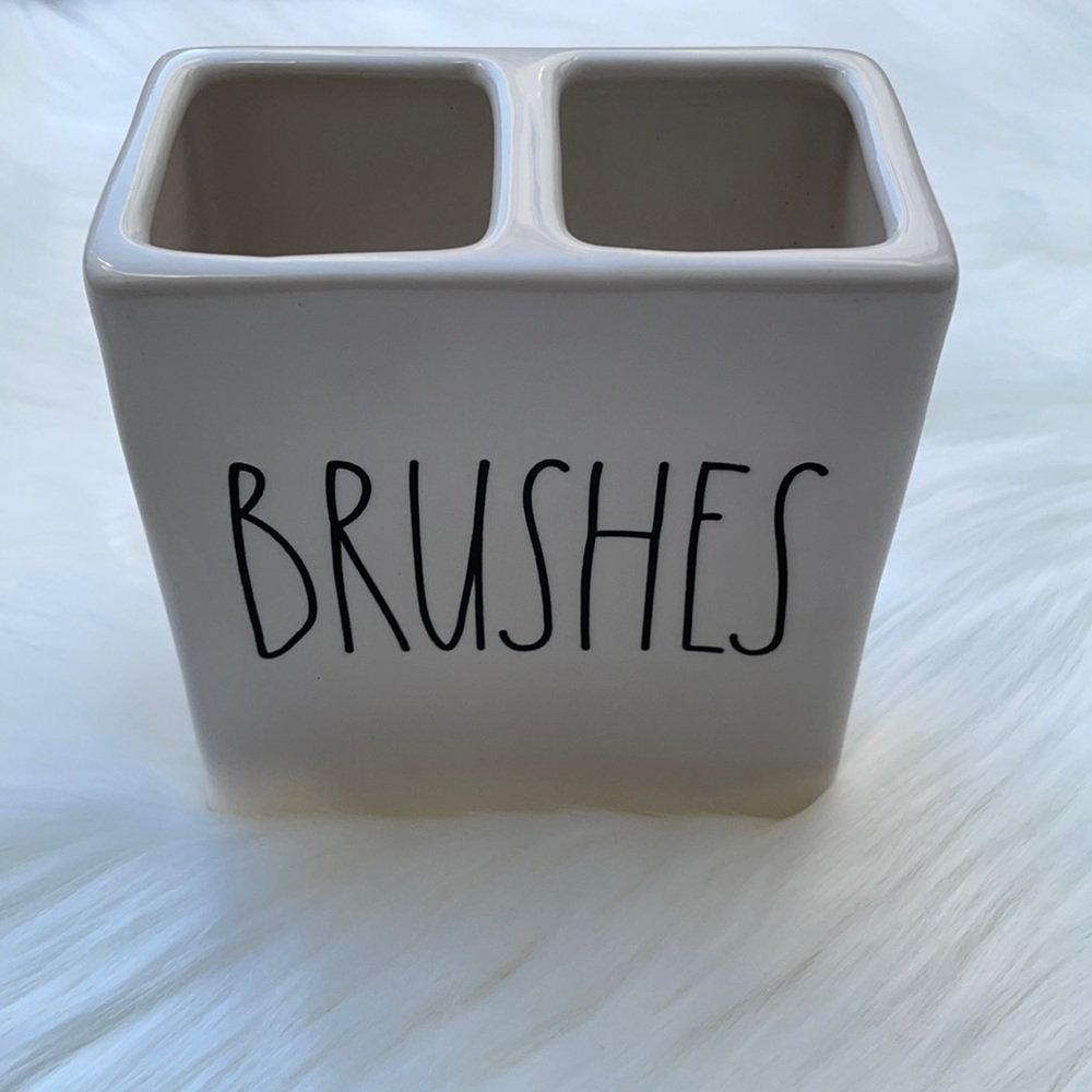Rae Dunn BRUSHES Cup